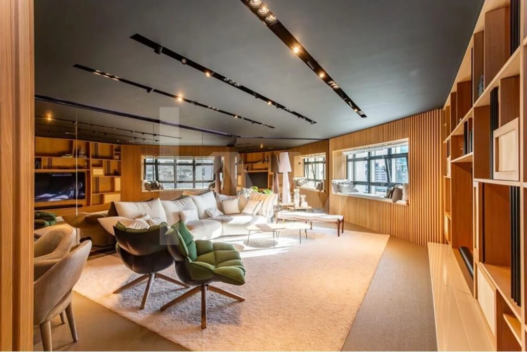 Apartamento T4 para Arrendamento em Campolide Foto 13