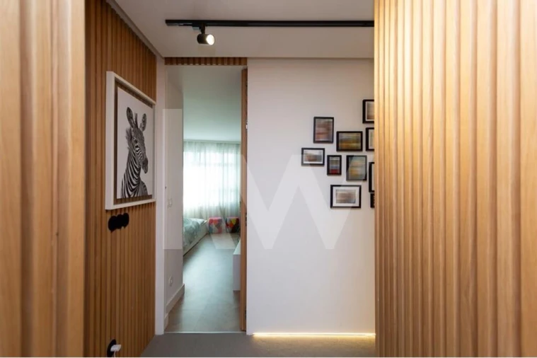 Apartamento T4 para Arrendamento em Campolide Foto 21