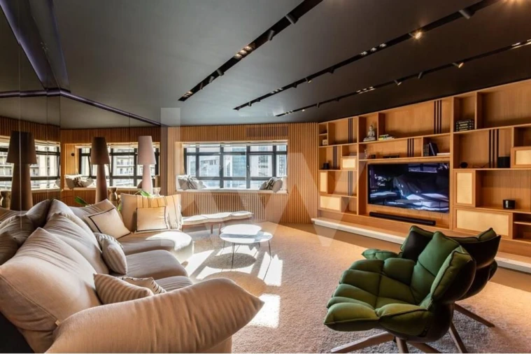 Apartamento T4 para Arrendamento em Campolide Foto 15