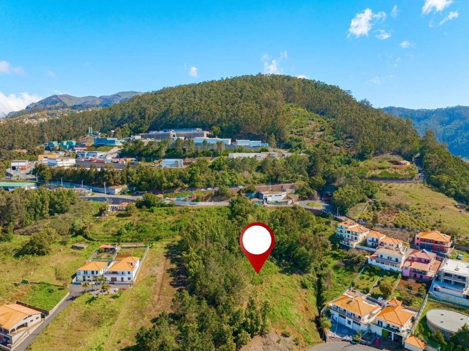 Terreno para Venda em Ribeira Brava Foto 18