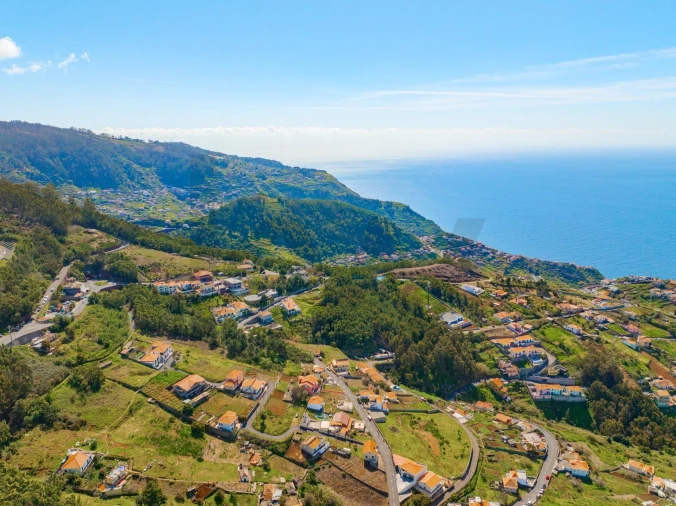Terreno para Venda em Ribeira Brava Foto 13