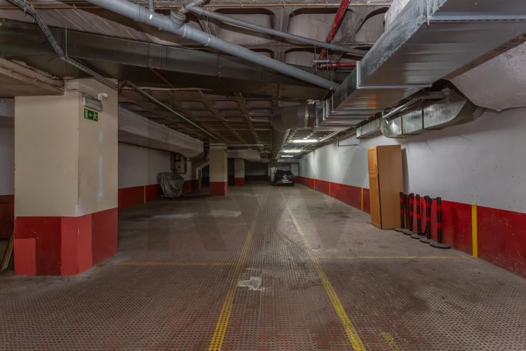 Garagem para Venda em Cascais e Estoril Foto 2