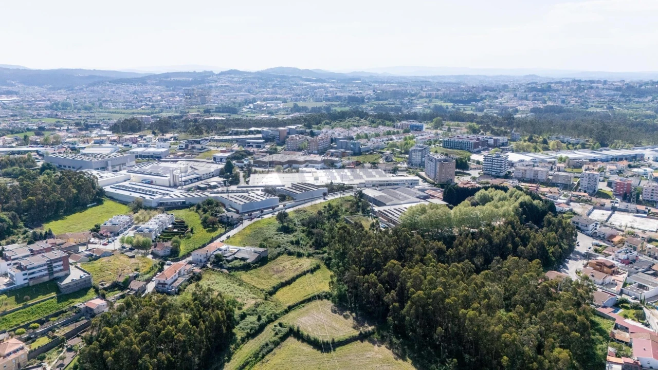 Terreno para Venda em Nogueira e Silva Escura Foto 12