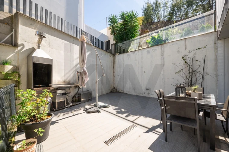 Apartamento T2 para Venda em São Martinho de Árvore e Lamarosa Foto 25