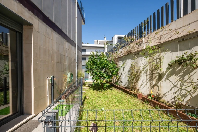 Apartamento T2 para Venda em São Martinho de Árvore e Lamarosa Foto 28