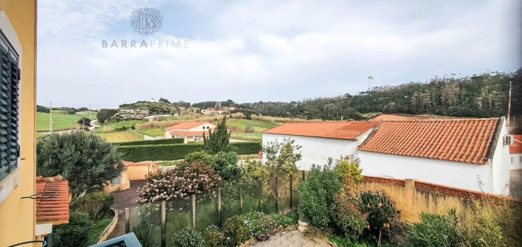 Moradia T2 para Venda em São Bartolomeu dos Galegos e Moledo Foto 13