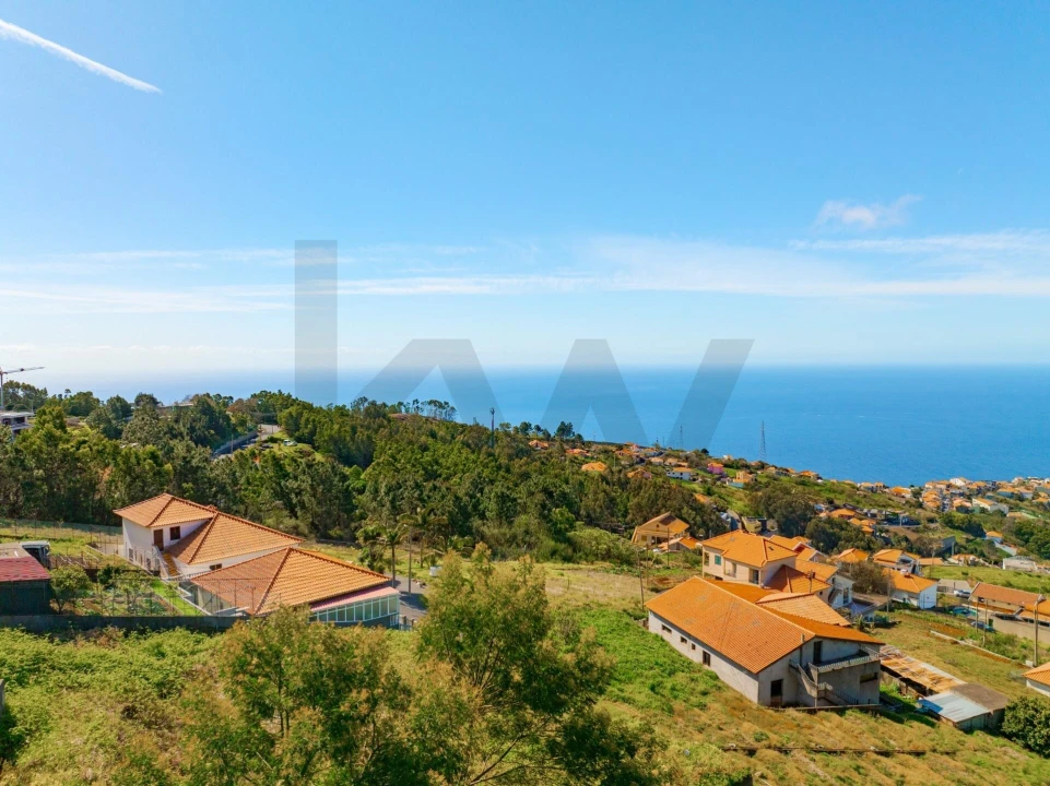 Terreno para Venda em Ribeira Brava Foto 9