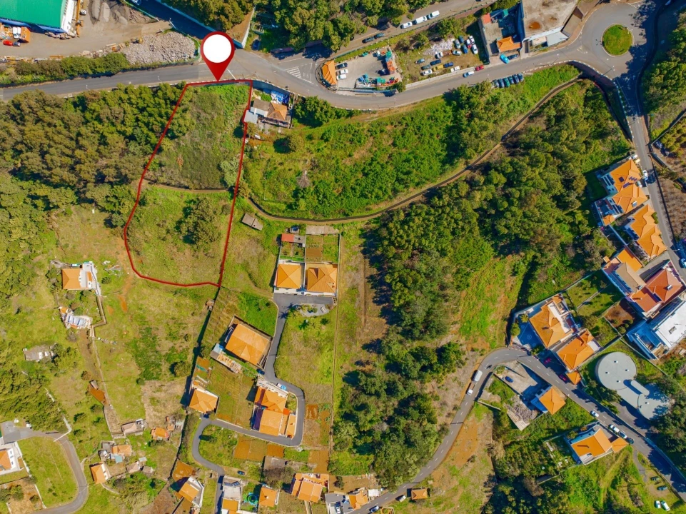 Terreno para Venda em Ribeira Brava Foto 5