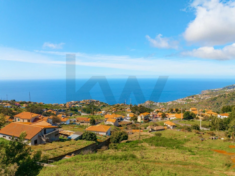 Terreno para Venda em Ribeira Brava Foto 8