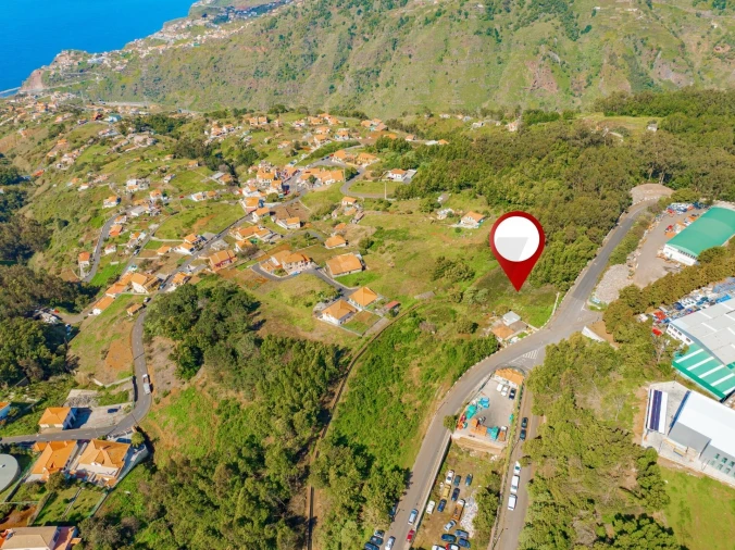 Terreno para Venda em Ribeira Brava Foto 11