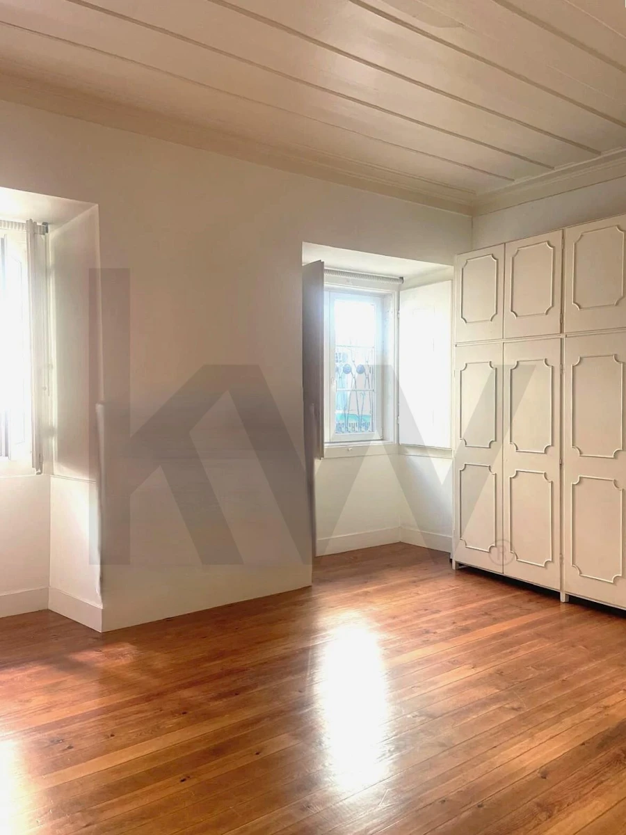 Apartamento T4 para Venda em Estrela Foto 3