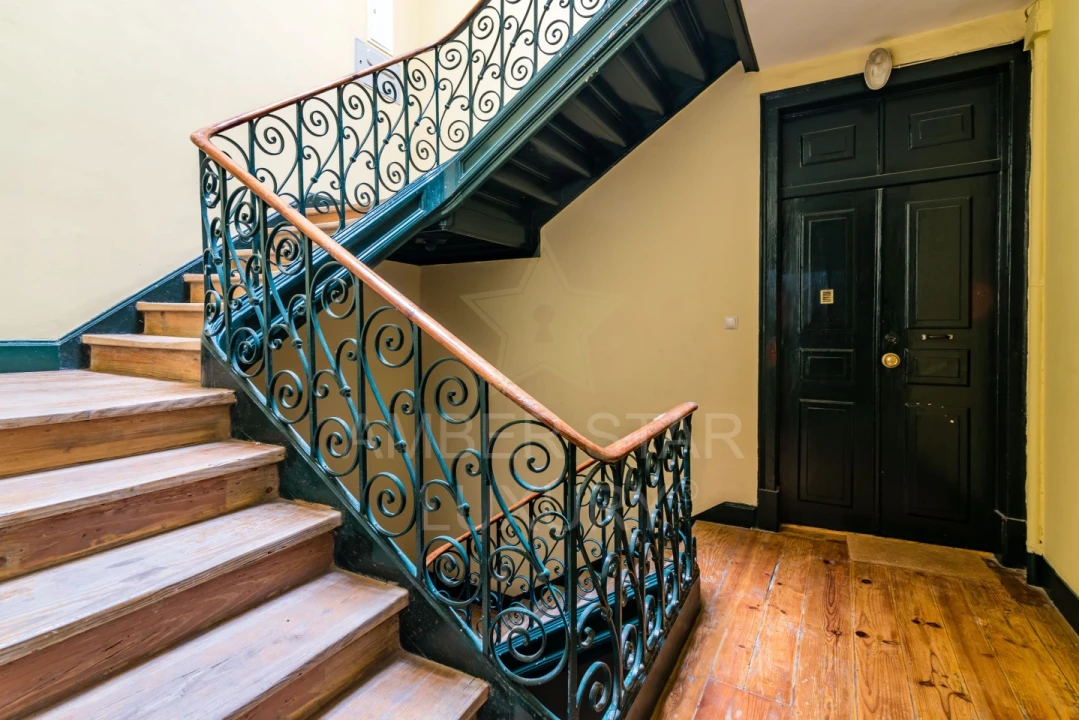 Apartamento T6 para Venda em Avenidas Novas Foto 39