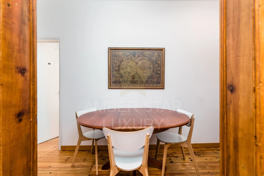 Apartamento T6 para Venda em Avenidas Novas Foto 9