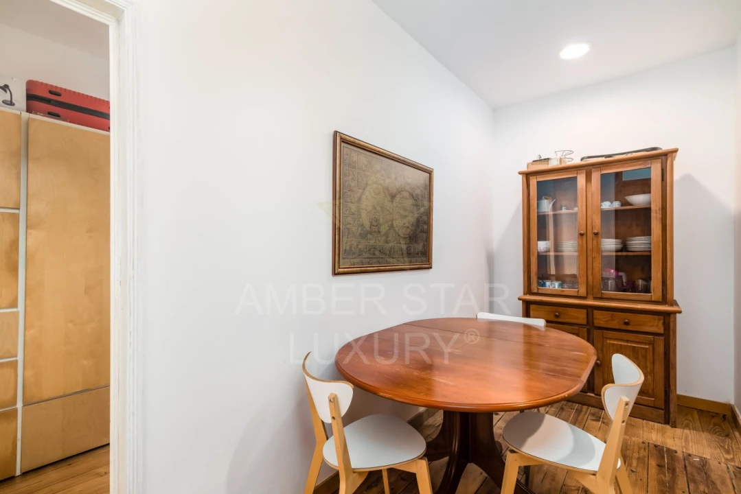 Apartamento T6 para Venda em Avenidas Novas Foto 8