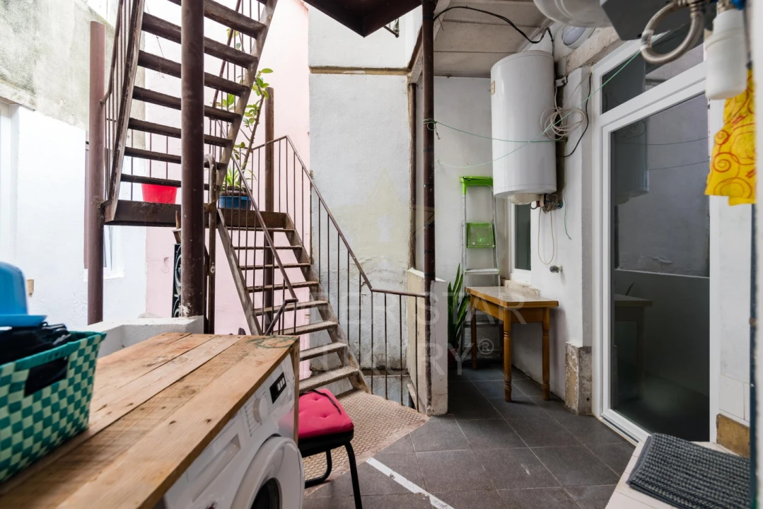 Apartamento T6 para Venda em Avenidas Novas Foto 43