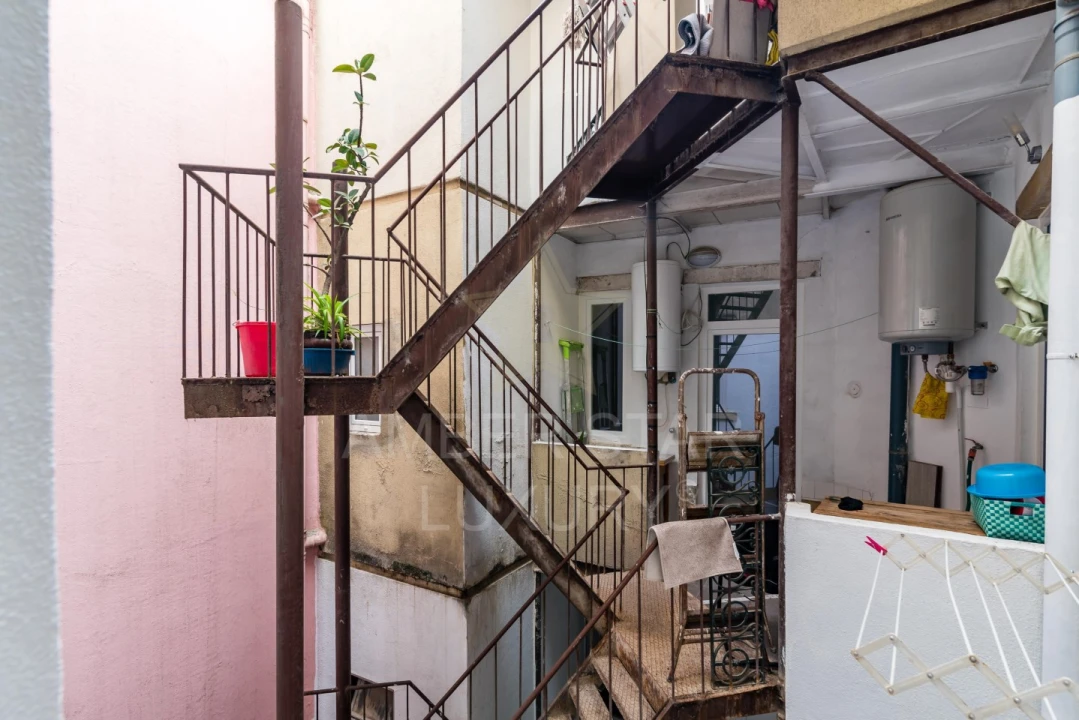 Apartamento T6 para Venda em Avenidas Novas Foto 45