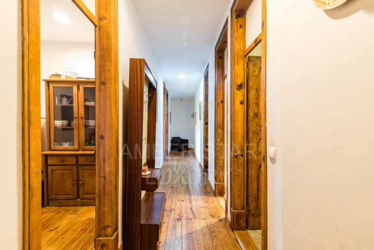 Apartamento T6 para Venda em Avenidas Novas Foto 3