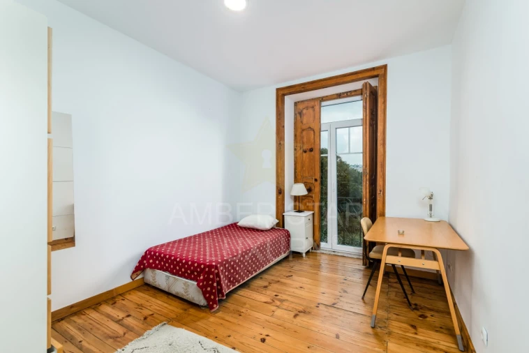 Apartamento T6 para Venda em Avenidas Novas Foto 23