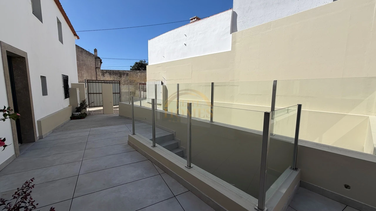 Moradia T3 para Venda em Rio de Mouro Foto 14