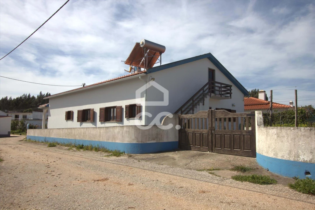 Moradia T3 para Venda em Cadaval e Pêro Moniz Foto 5