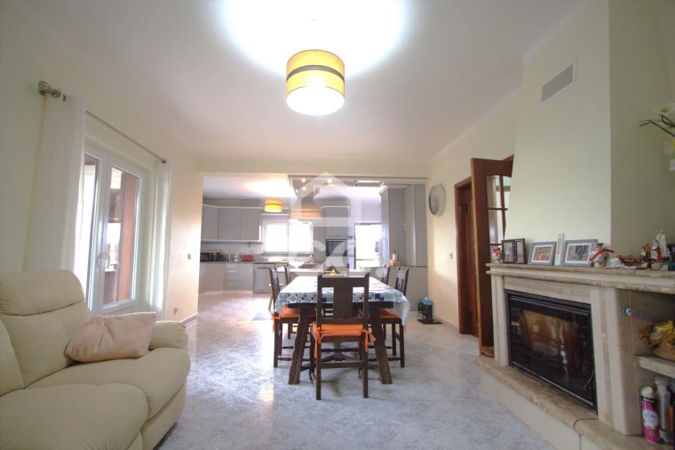 Moradia T3 para Venda em Cadaval e Pêro Moniz Foto 17