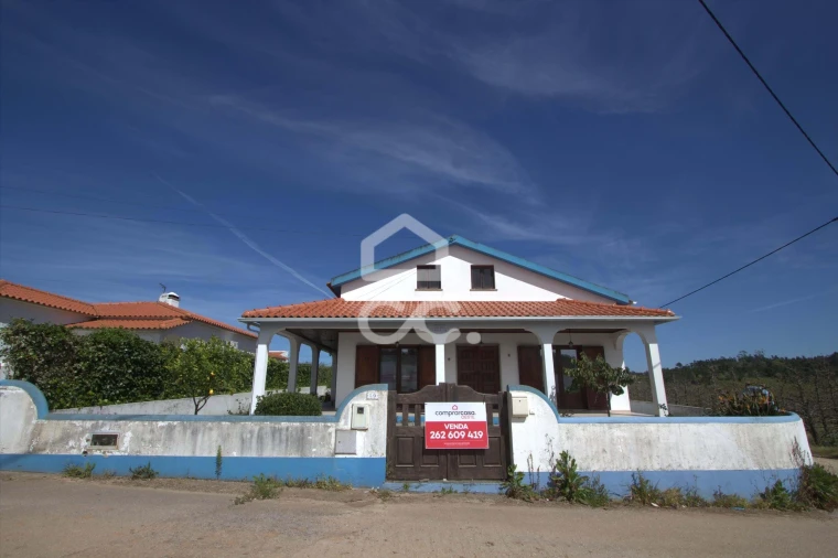 Moradia T3 para Venda em Cadaval e Pêro Moniz Foto 2