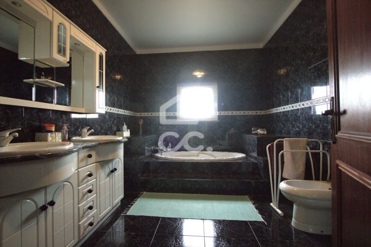 Moradia T3 para Venda em Cadaval e Pêro Moniz Foto 28