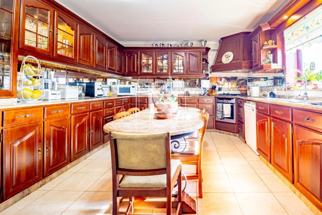 Moradia T7 para Venda em Vila Garcia, Aboim e Chapa Foto 17