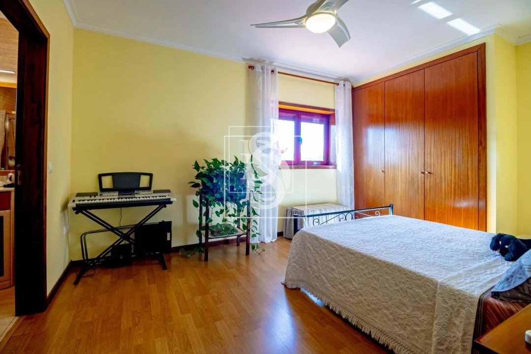 Moradia T7 para Venda em Vila Garcia, Aboim e Chapa Foto 7