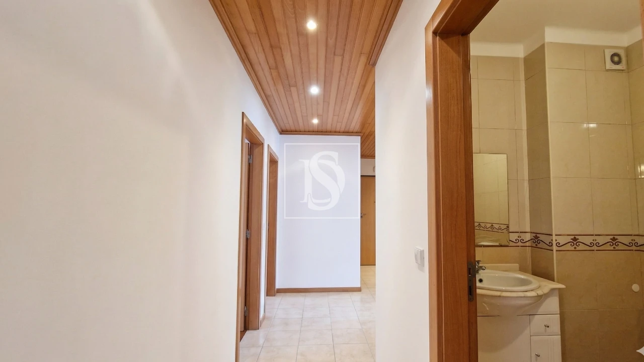 Apartamento T3 para Venda em Santa Clara e Castelo Viegas Foto 16