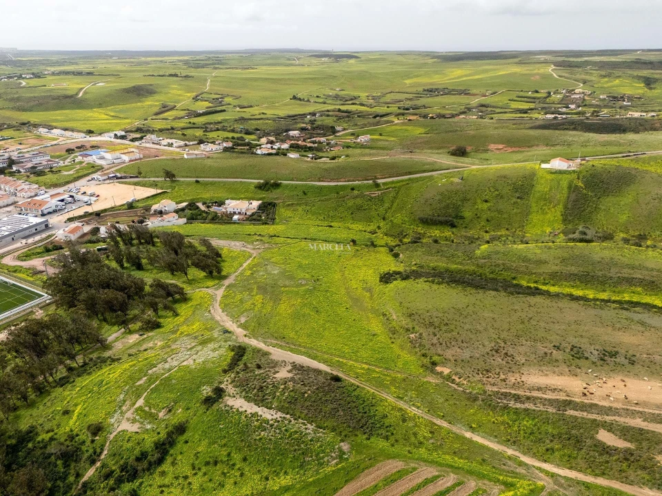 Terreno para Venda em Vila do Bispo e Raposeira Foto 4
