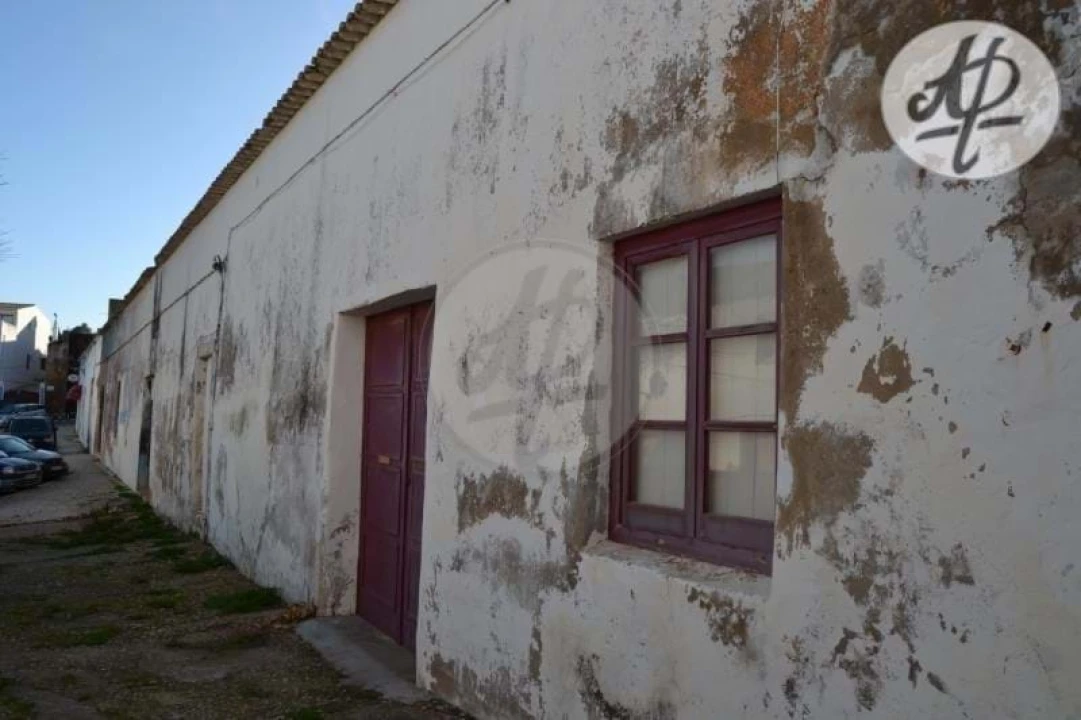 Negócio para Venda em Lagos (São Sebastião e Santa Maria) Foto 2