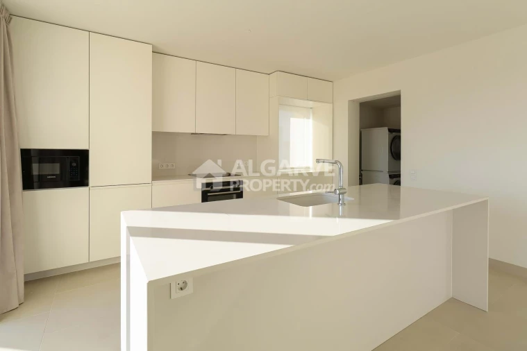 Apartamento T3 para Venda em Quarteira Foto 12