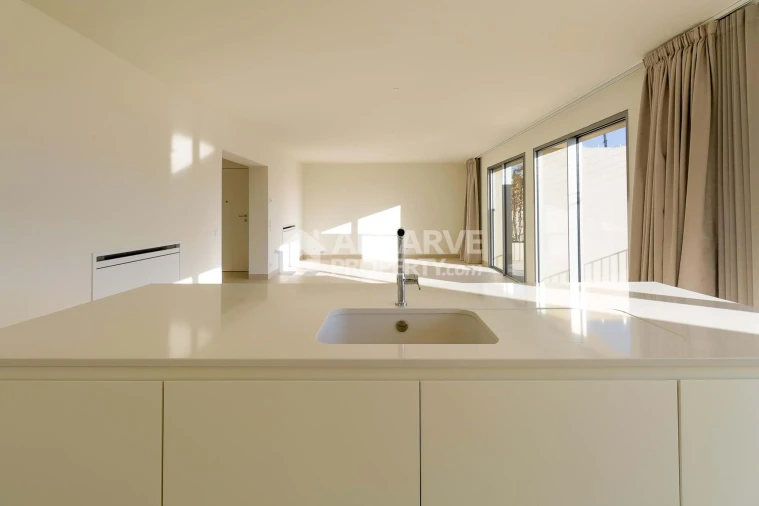 Apartamento T3 para Venda em Quarteira Foto 13