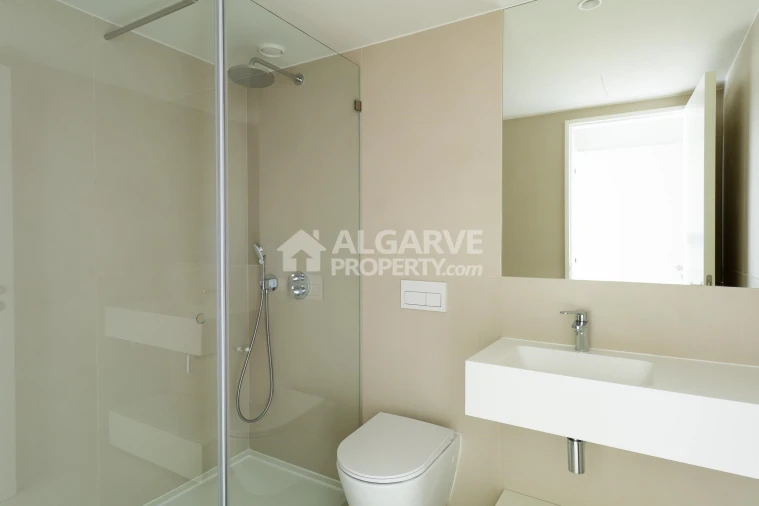 Apartamento T3 para Venda em Quarteira Foto 22