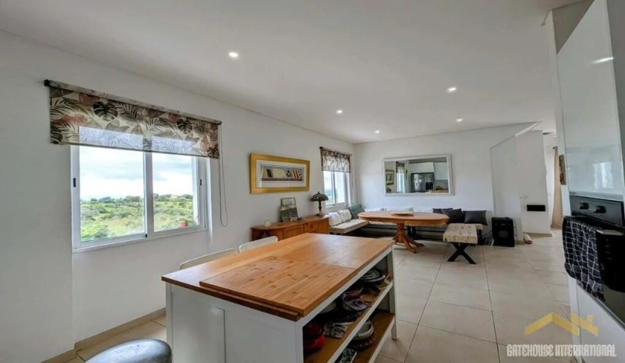 Moradia T3 para Venda em Boliqueime Foto 4