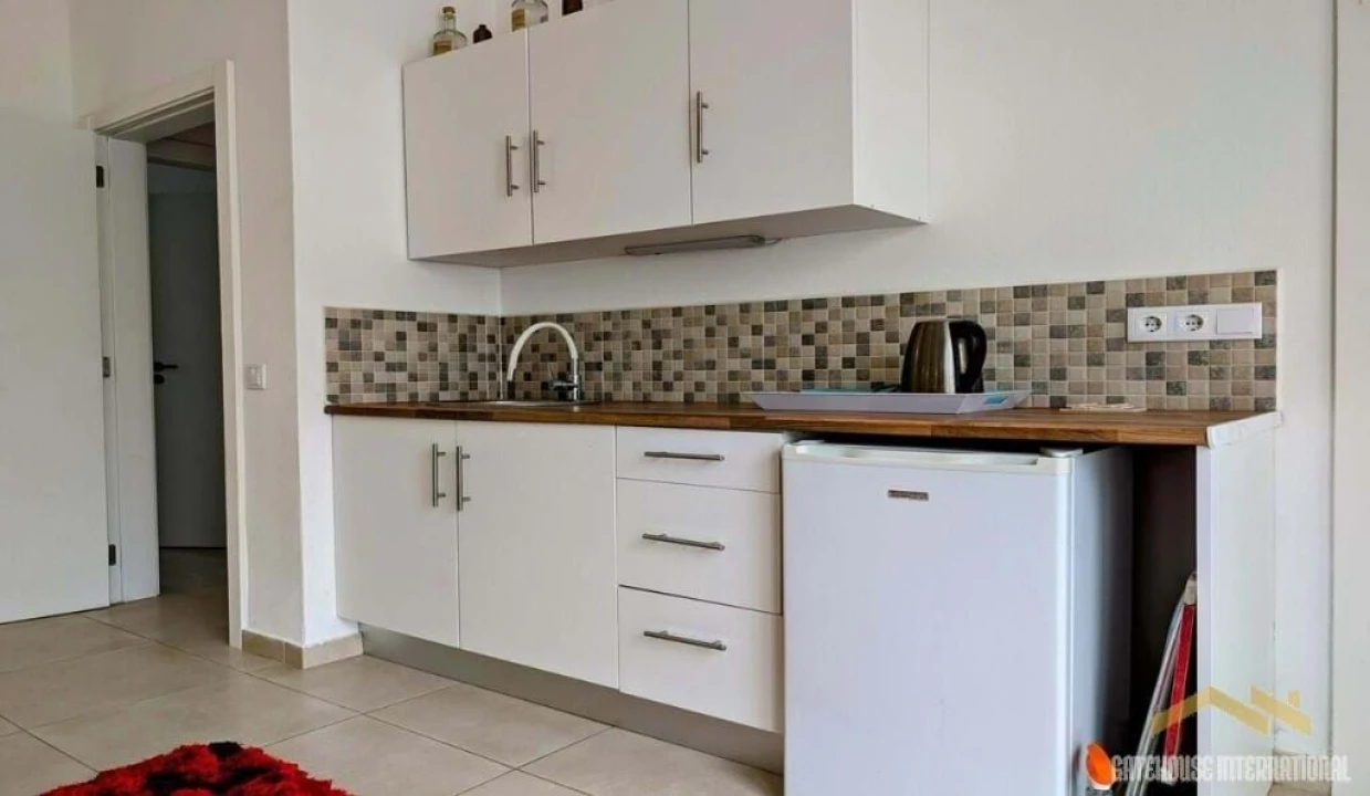 Moradia T3 para Venda em Boliqueime Foto 7