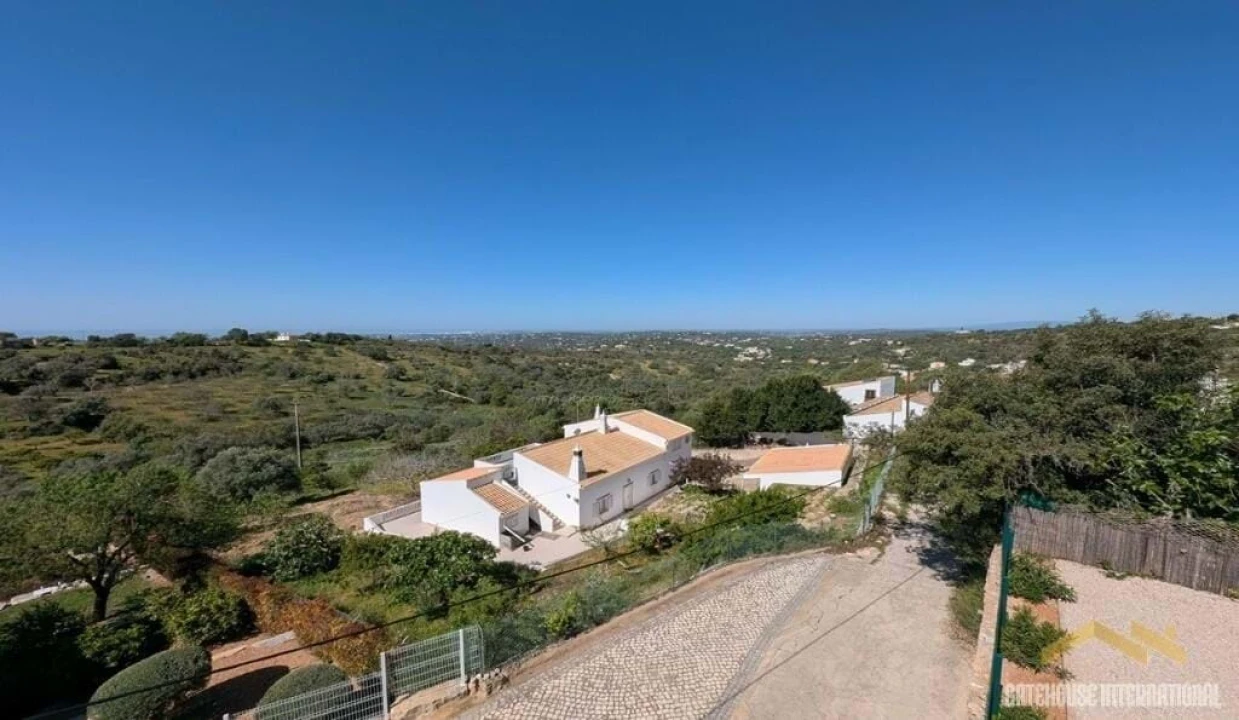 Moradia T3 para Venda em Boliqueime Foto 18