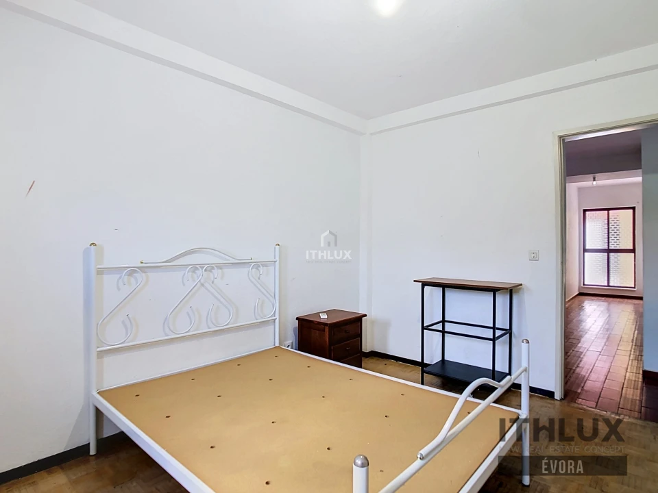 Apartamento T3 para Venda em Malagueira e Horta das Figueiras Foto 12