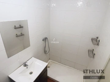 Apartamento T3 para Venda em Malagueira e Horta das Figueiras