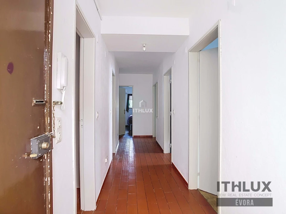 Apartamento T3 para Venda em Malagueira e Horta das Figueiras Foto 5