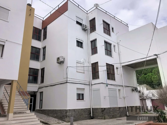 Apartamento T3 para Venda em Malagueira e Horta das Figueiras Foto 1