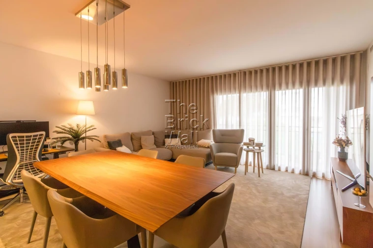 Apartamento T2 para Venda em Sacavém e Prior Velho Foto 2