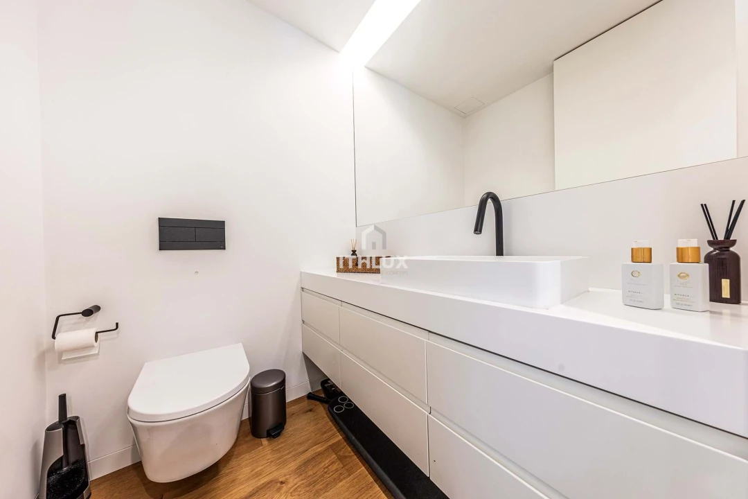 Apartamento T2 para Venda em Benfica Foto 9