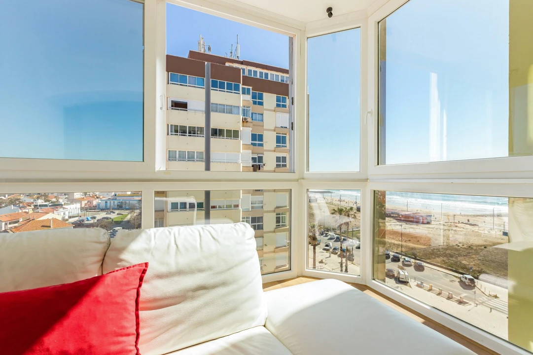 Apartamento T2 para Venda em Costa da Caparica Foto 1