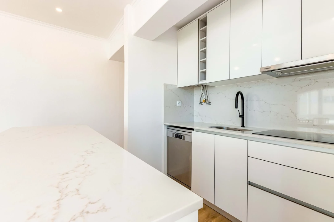 Apartamento T2 para Venda em Costa da Caparica Foto 17