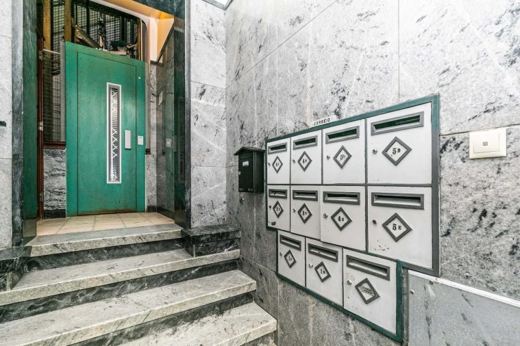 Apartamento T3 para Venda em Campo de Ourique Foto 25