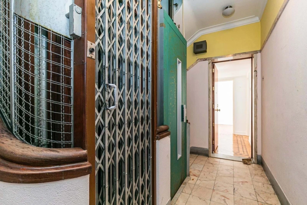 Apartamento T3 para Venda em Campo de Ourique Foto 24