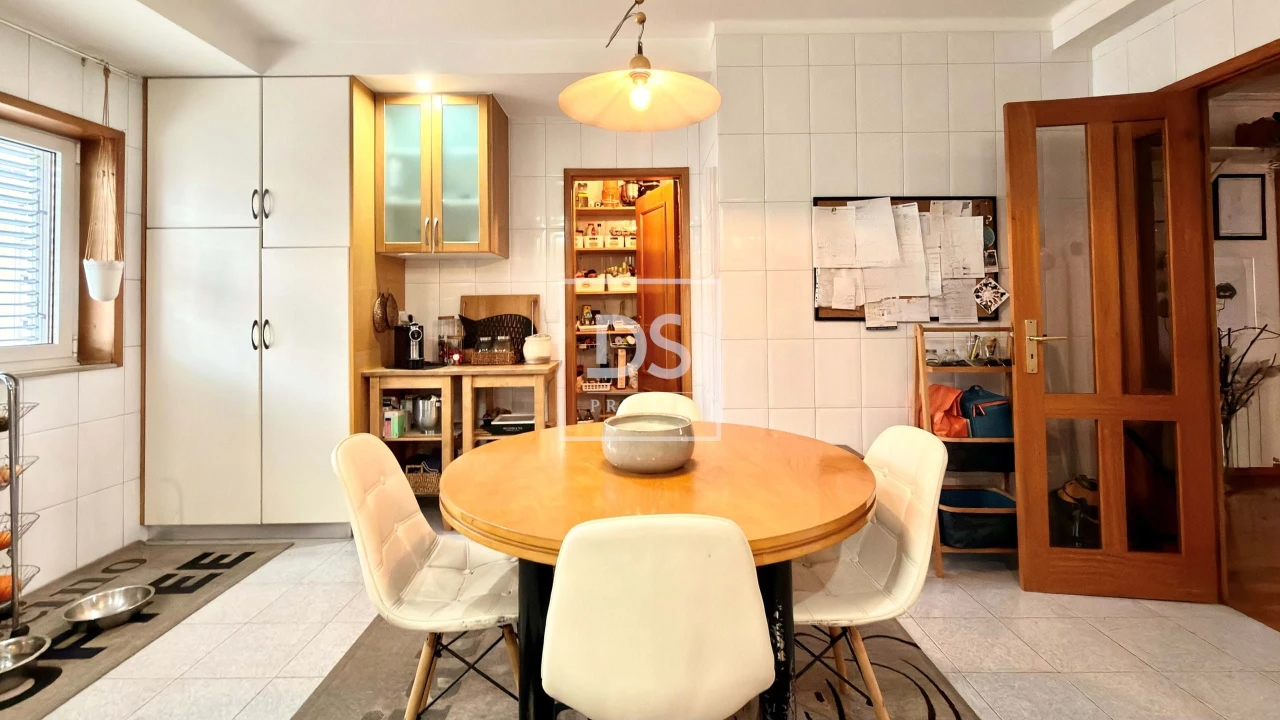 Apartamento T4 para Venda em Ferreiros e Gondizalves Foto 12