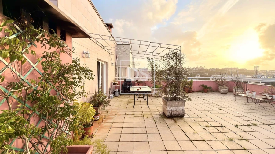 Apartamento T4 para Venda em Ferreiros e Gondizalves Foto 36